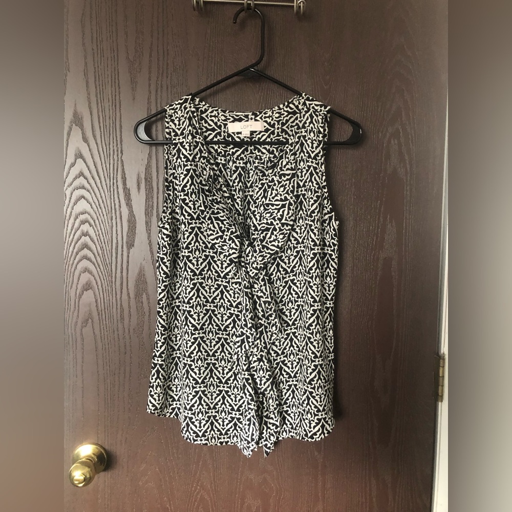 Loft XS sleeveless top/tank